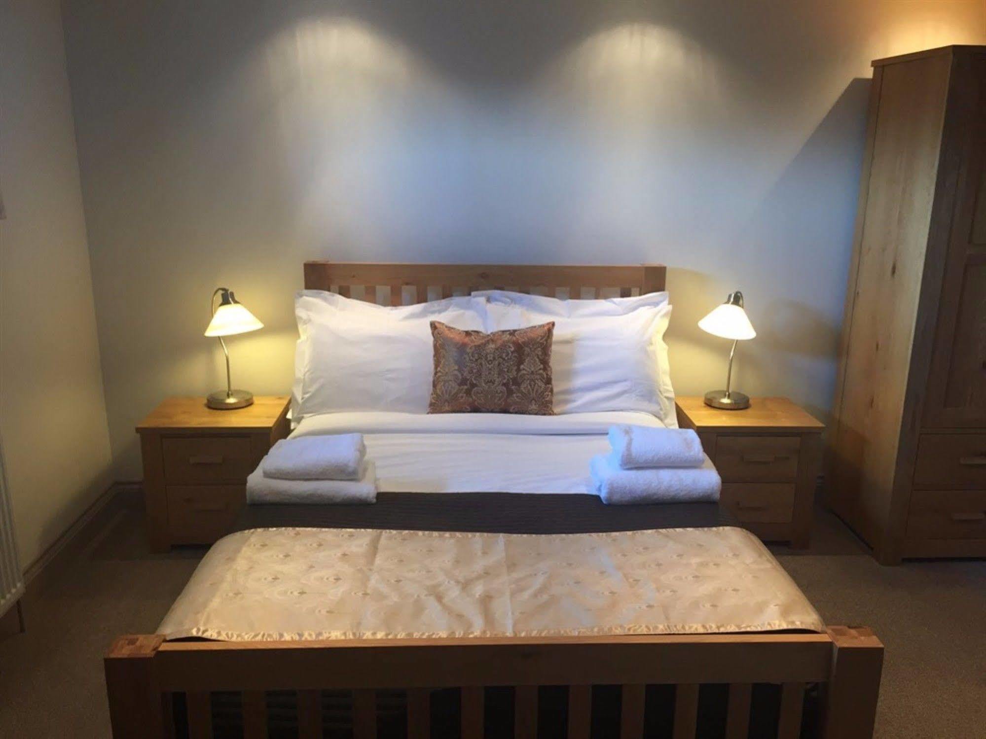 The Dean Ale & Cider House Hotel Chichester Luaran gambar